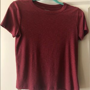 red/maroon short sleeve ribbed top from aerie